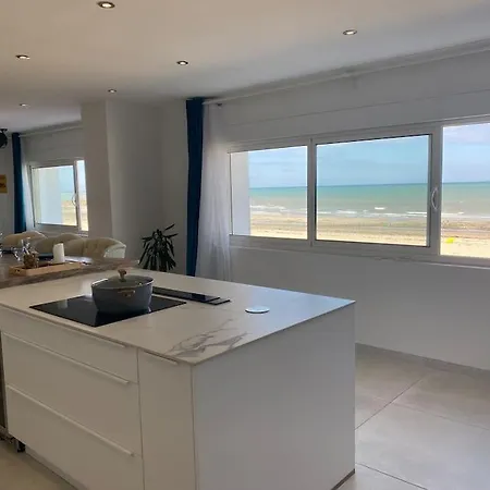 La * Donville-les-Bains