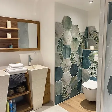 Apartment La